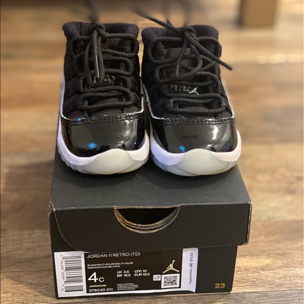 AIR JORDAN 11 RETRO 'JUBILEE / 25TH ANNIVERSARY'